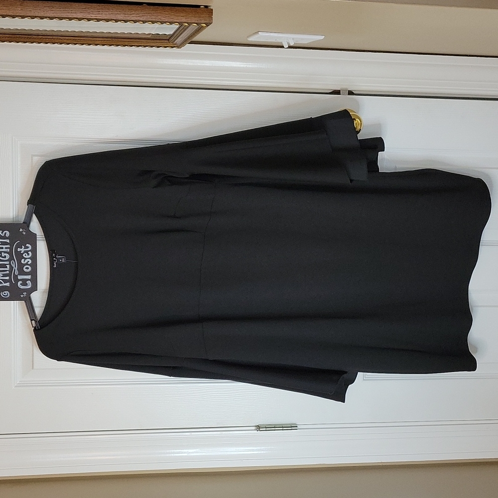 Sami & Jo Dress 1X Plus Black New Long Tulip Ruffle Sleeve